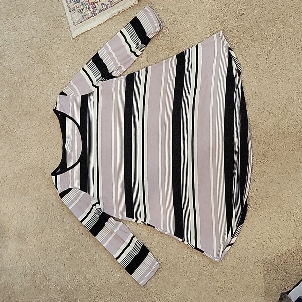 Lavender and Black Striped 3/4 Sleeve Maurices Plus Tunic Shirt Size 0x
